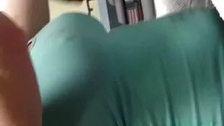 ডানা গোমেজ তার সতছেলে সঙ্গে যৌন হয়েছে এবং তার পায়ের বেঙ্গলি হট সেক্স ভিডিও উপর তাকে রাখে.